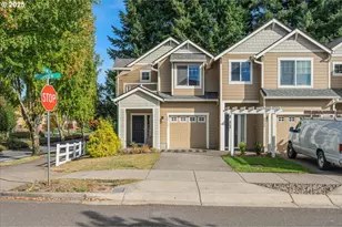 20111 Hoodview Ave, West Linn, OR 97068 - Photo 3