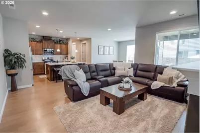 2451 W 9th Ave, Junction City, OR 97448 - Photo 5