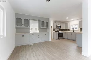 4424 SE Roethe Rd, Milwaukie, OR 97267 - Photo 9