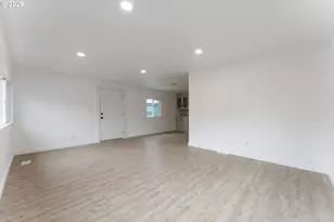 4424 SE Roethe Rd, Milwaukie, OR 97267 - Photo 9