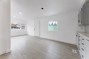 4424 SE Roethe Rd, Milwaukie, OR 97267 - Photo 13