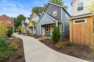 9592 SW 91st Ave, Portland, OR 97223 - Photo 3