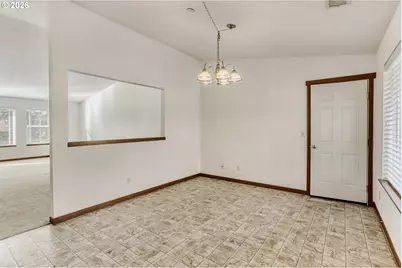 19243 Central Point Rd, Oregon City, OR 97045 - Photo 7