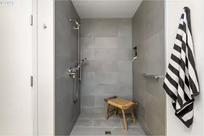 937 NW Glisan St #337, Portland, OR 97209 - Photo 37