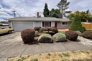 223 N 13th Ave, Cornelius, OR 97113 - Photo 3