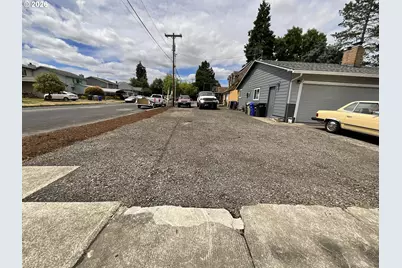 223 N 13th Ave, Cornelius, OR 97113 - Photo 9