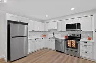 10345 NE Clackamas St, Portland, OR 97220 - Photo 5