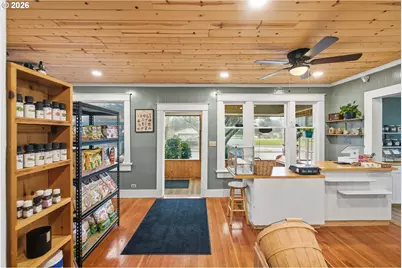 975 2nd St SE, Bandon, OR 97411 - Photo 21