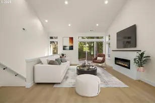 32904 NW View Terrace Pl, Scappoose, OR 97056 - Photo 9