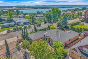 1410 SE Columbia Crest Ct, Vancouver, WA 98664 - Photo 3