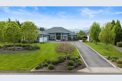 2145 SW Homer Ross Loop, McMinnville, OR 97128 - Photo 1
