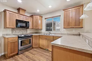 2210 52nd Ave, Longview, WA 98632 - Photo 3