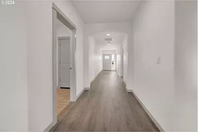 5645 Magnificence Way, Eugene, OR 97402 - Photo 19