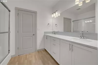 5645 Magnificence Way, Eugene, OR 97402 - Photo 17