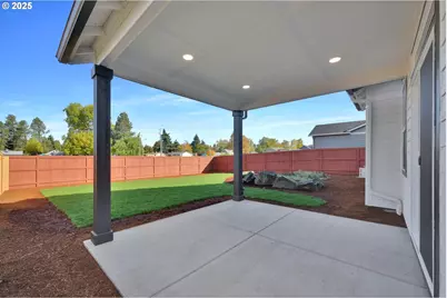 5645 Magnificence Way, Eugene, OR 97402 - Photo 37