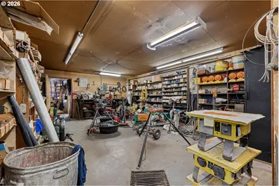 721 SE Oak Ave, Roseburg, OR 97470 - Photo 23