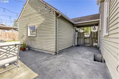 608 E 27th St, Vancouver, WA 98663 - Photo 25