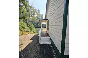 54460 McKenzie River Dr, Blue River, OR 97413 - Photo 13