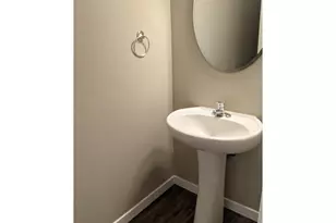 681 E Oregon Ave, Hermiston, OR 97838 - Photo 3