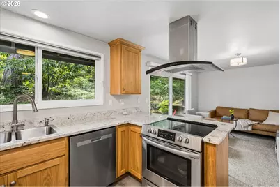 202/204 E 36th Ave, Eugene, OR 97405 - Photo 9