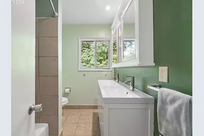 3673 Mapleton Dr, West Linn, OR 97068 - Photo 13