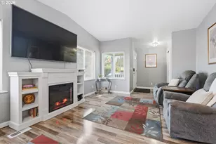 1313 E Monroe Ave, Cottage Grove, OR 97424 - Photo 11