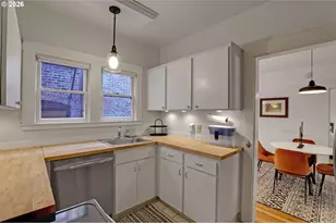 2127 NW Irving St, Portland, OR 97210 - Photo 15