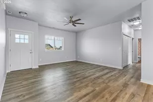 229 Alfalfa Dr, Culver, OR 97734 - Photo 5