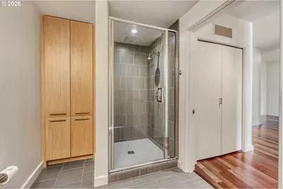 949 NW Overton St #513, Portland, OR 97209 - Photo 25