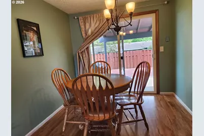 130 NE 12th Ave, Canby, OR 97013 - Photo 7