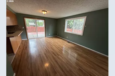 130 NE 12th Ave, Canby, OR 97013 - Photo 5