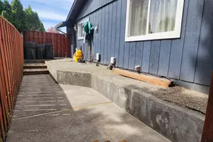 130 NE 12th Ave, Canby, OR 97013 - Photo 23
