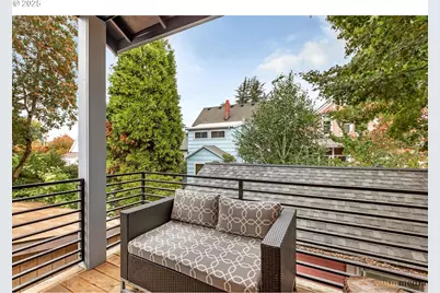 2021 SE Woodward St, Portland, OR 97202 - Photo 17