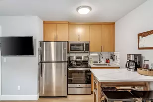 2021 SE Woodward St, Portland, OR 97202 - Photo 19