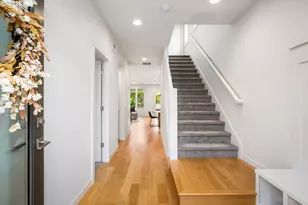 4222 N Kerby Ave, Portland, OR 97217 - Photo 3
