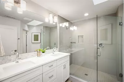 4222 N Kerby Ave, Portland, OR 97217 - Photo 23