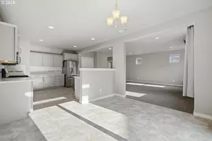 15562 Broken Top Ave, Sandy, OR 97055 - Photo 9