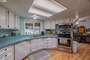 35180 SE Surface Rd, Estacada, OR 97023 - Photo 15