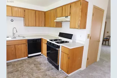 255 D St, Vernonia, OR 97064 - Photo 13