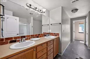 1690 W Williamson Ave, Sisters, OR 97759 - Photo 21