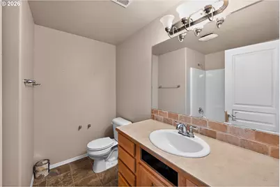 1690 W Williamson Ave, Sisters, OR 97759 - Photo 27
