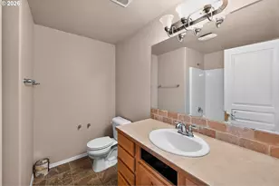 1690 W Williamson Ave, Sisters, OR 97759 - Photo 27