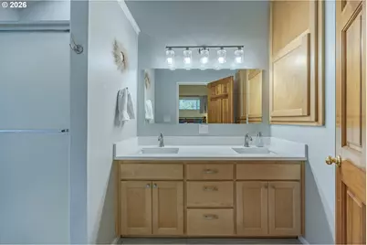 1762 Minda Dr, Eugene, OR 97401 - Photo 41
