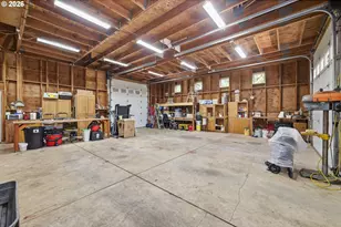 93684 Marcola Rd, Marcola, OR 97454 - Photo 37