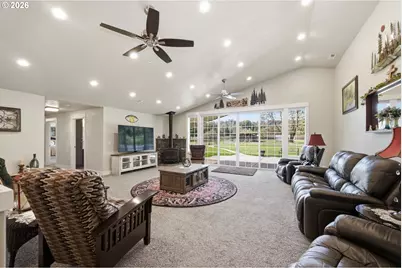 93684 Marcola Rd, Marcola, OR 97454 - Photo 15