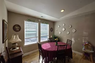 1660 NE Alameda Ave, Roseburg, OR 97470 - Photo 11