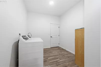 49380 McKenzie Hwy, Vida, OR 97488 - Photo 39