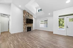 49380 McKenzie Hwy, Vida, OR 97488 - Photo 9