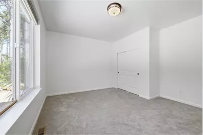 49380 McKenzie Hwy, Vida, OR 97488 - Photo 33