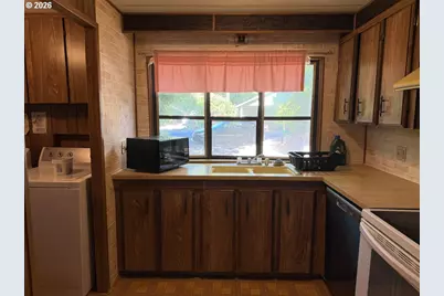 1600 Rhododendron Dr #196, Florence, OR 97439 - Photo 15